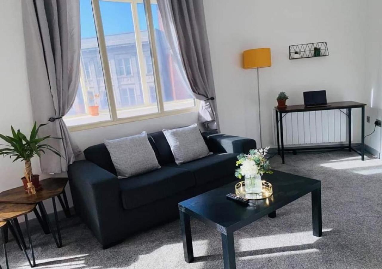 Doncaster City Centre Deluxe Whole Apartment Sleeps 4 D19 Exterior photo